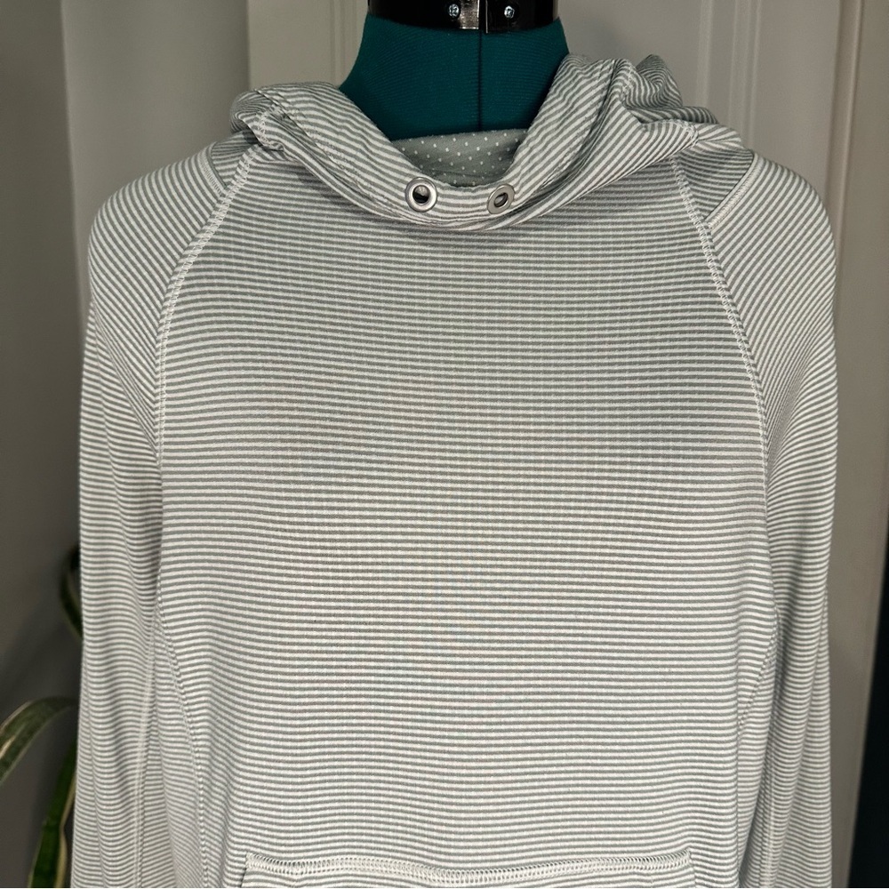Athleta Pullover Women's Small Gray White Striped Hoodie Long Sleeve - Picture 2 of 12